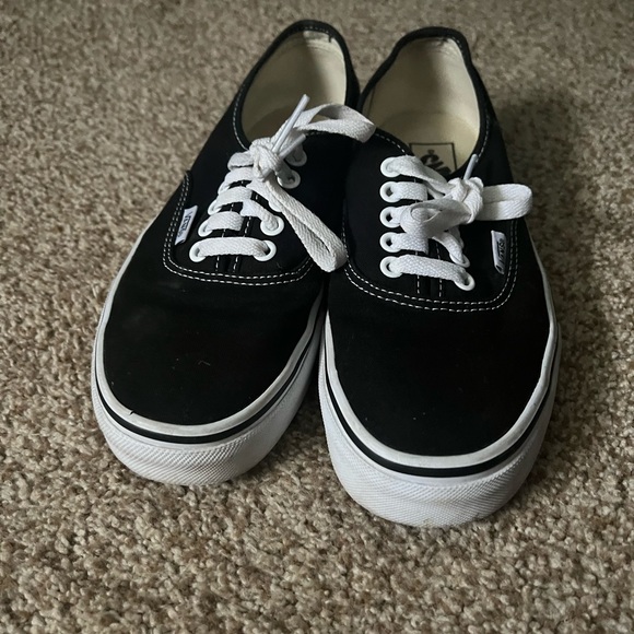 Vans Skate Authentic Core Classics: Size 8 (Black) - Picture 1 of 2
